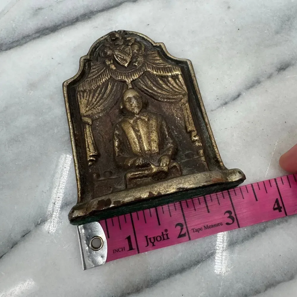 Vintage Shakespeare metal bookend
